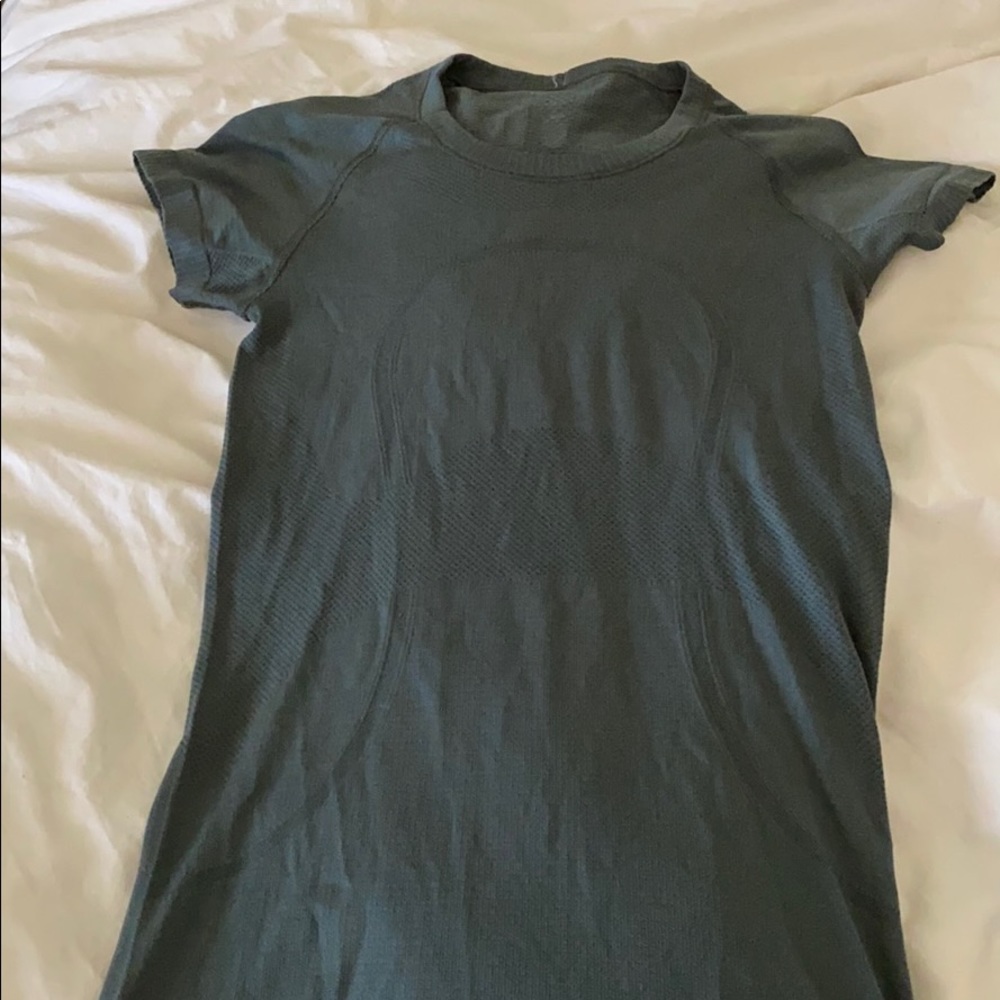 Green lululemon 4 swiftly tech short sleeve shirt